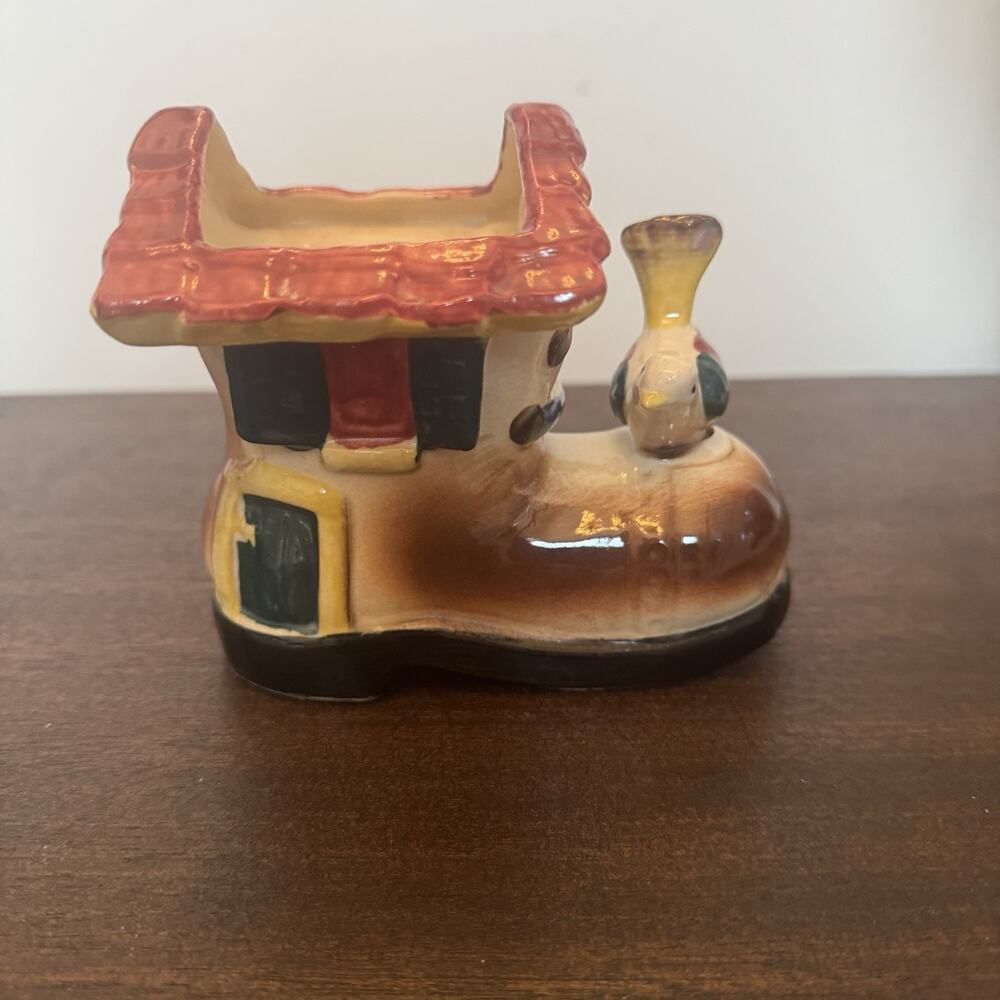 VTG Ceramic Planter Old Shoe Boot House Bird Japan Art Pottery Kitschy Decor